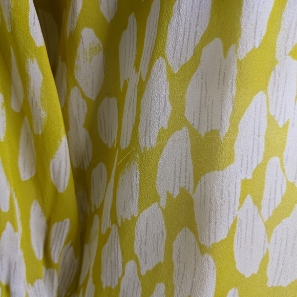 ✨3/$15 Dolan yellow & white sheer blouse XS - Picture 2 of 10